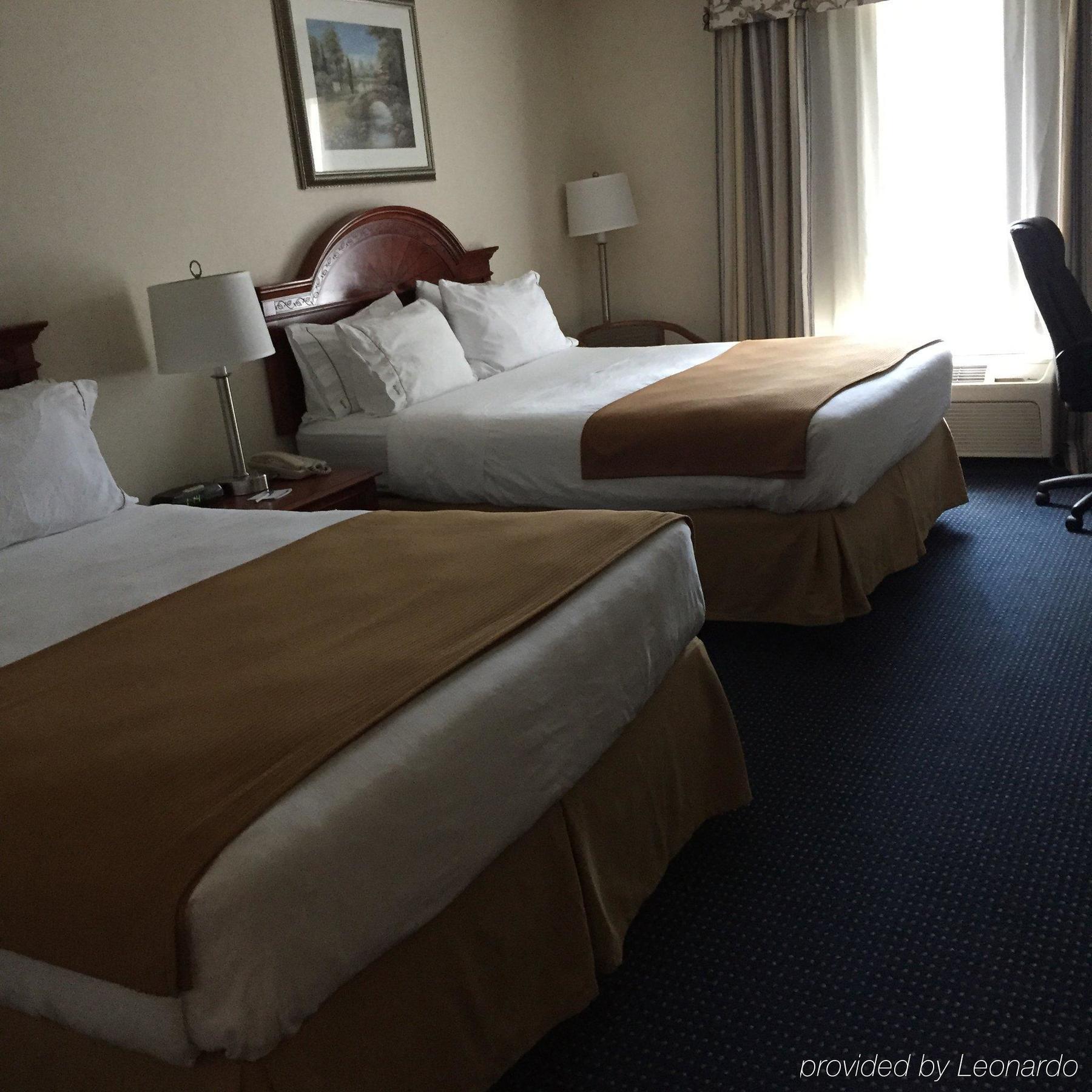 Holiday Inn Express Hotel & Suites Cleveland-Richfield By Ihg Brecksville Exterior foto